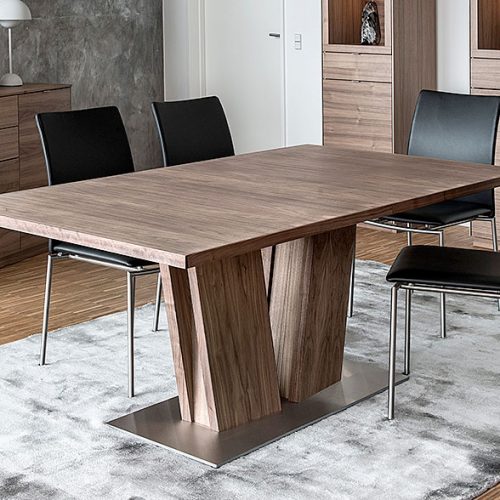 SM37 Dining Table
